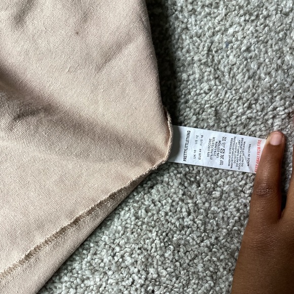 Pretty Little Thing Drawstring Ruched Front Bodycon Skirt with a Zipper - Picture 5 of 5